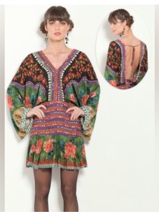 FARM Rio Dresses & Skirts - Farm Rio Bohemian Floral V-Neck Women's Dress in Green and Black